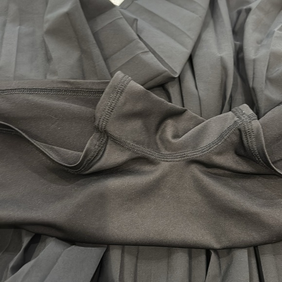 Alo Yoga Grand Slam Tennis Skirt High Waisted, Pleaded Black Size Large - Picture 6 of 7